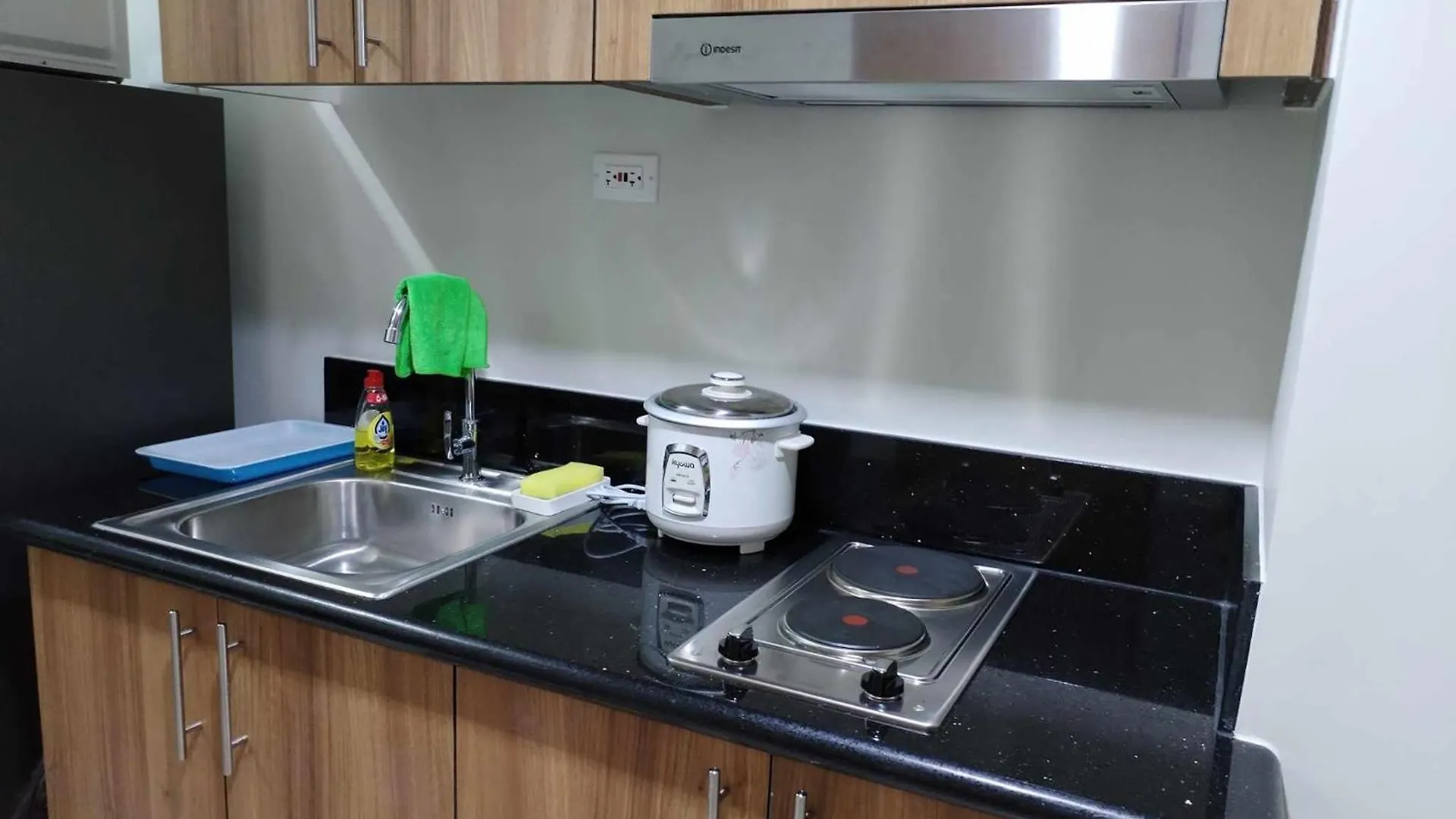 Comfy 42 Shore3 Residence Tower2 Pasay 0*,  Philippines