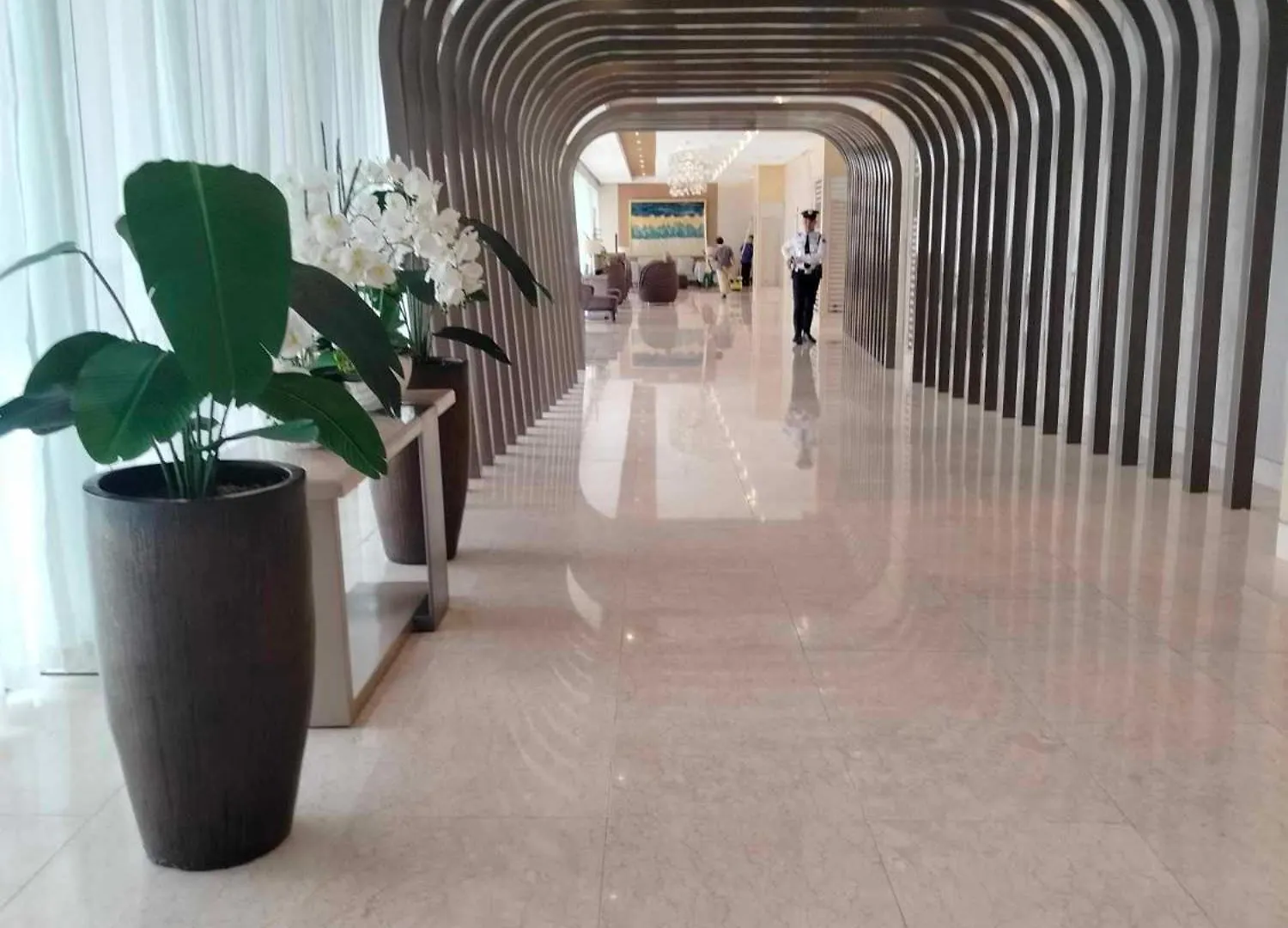Comfy 42 Shore3 Residence Tower2 Pasay Aparthotel