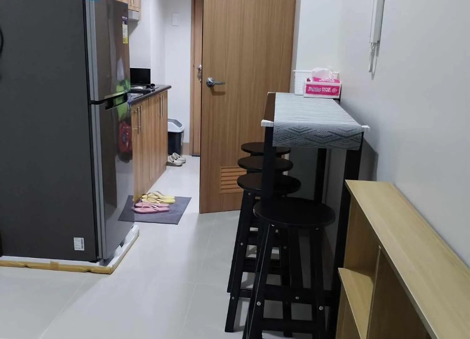 Aparthotel Comfy 42 Shore3 Residence Tower2 Pasay