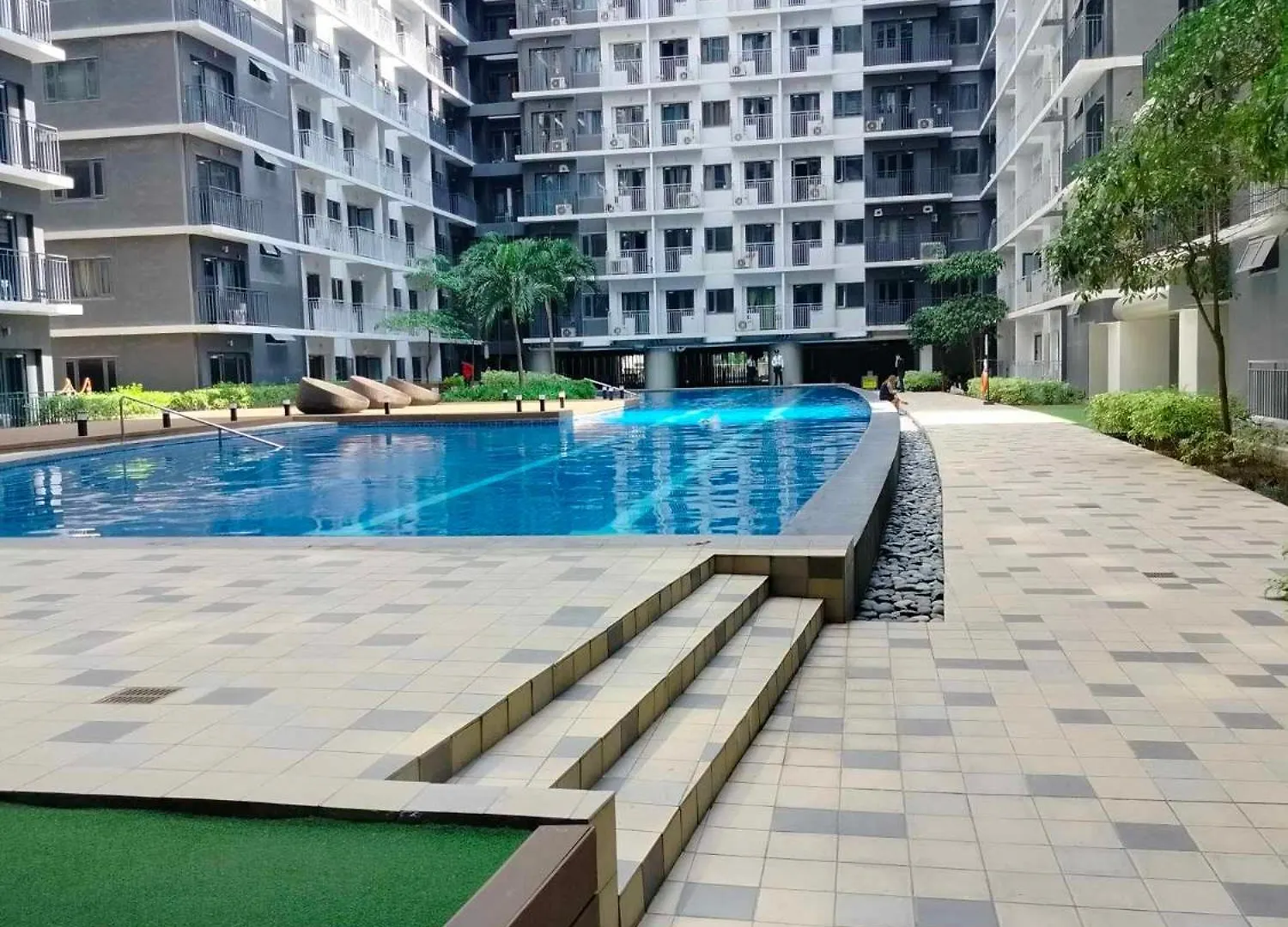 Aparthotel Comfy 42 Shore3 Residence Tower2 Pasay